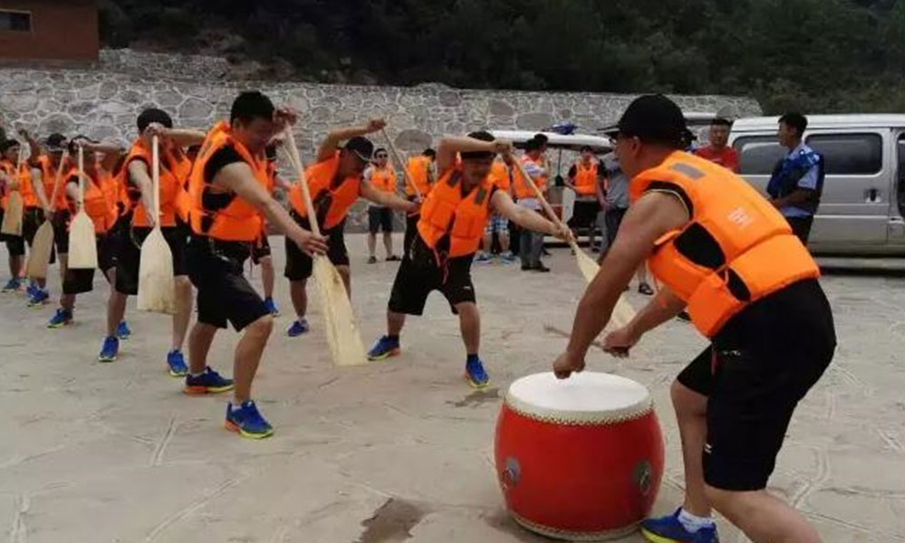 2015年918博天堂队备战龙舟赛——相约宝泉，粽情龙舟